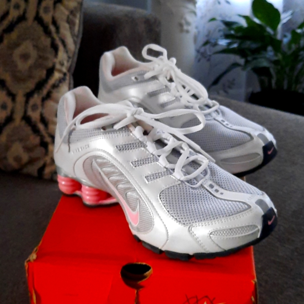 Nike Shox